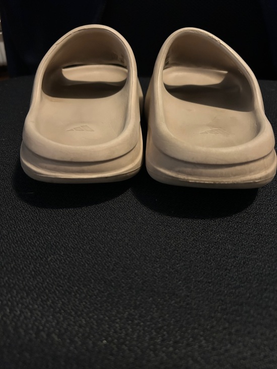 Yeezy Slide Sandals in Light Beige